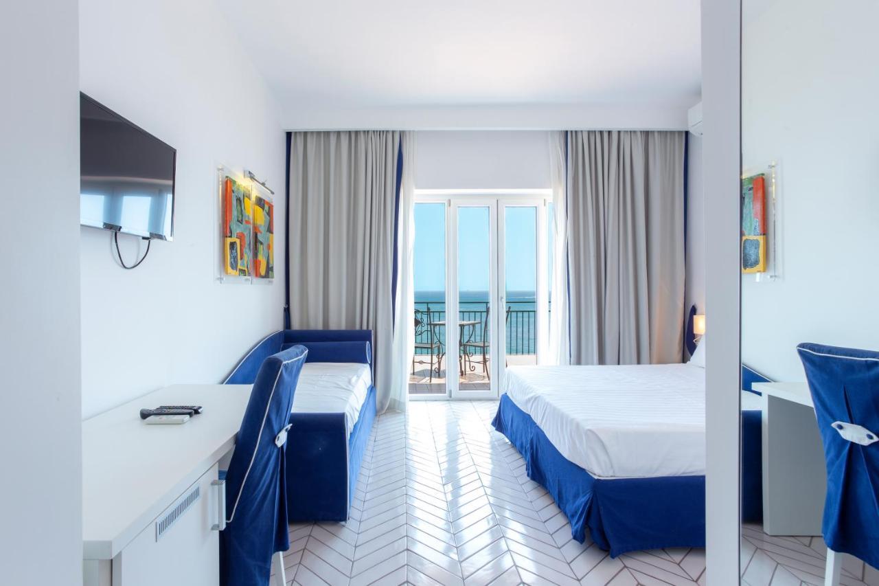 Hotel Bristol В'єтрі Екстер'єр фото