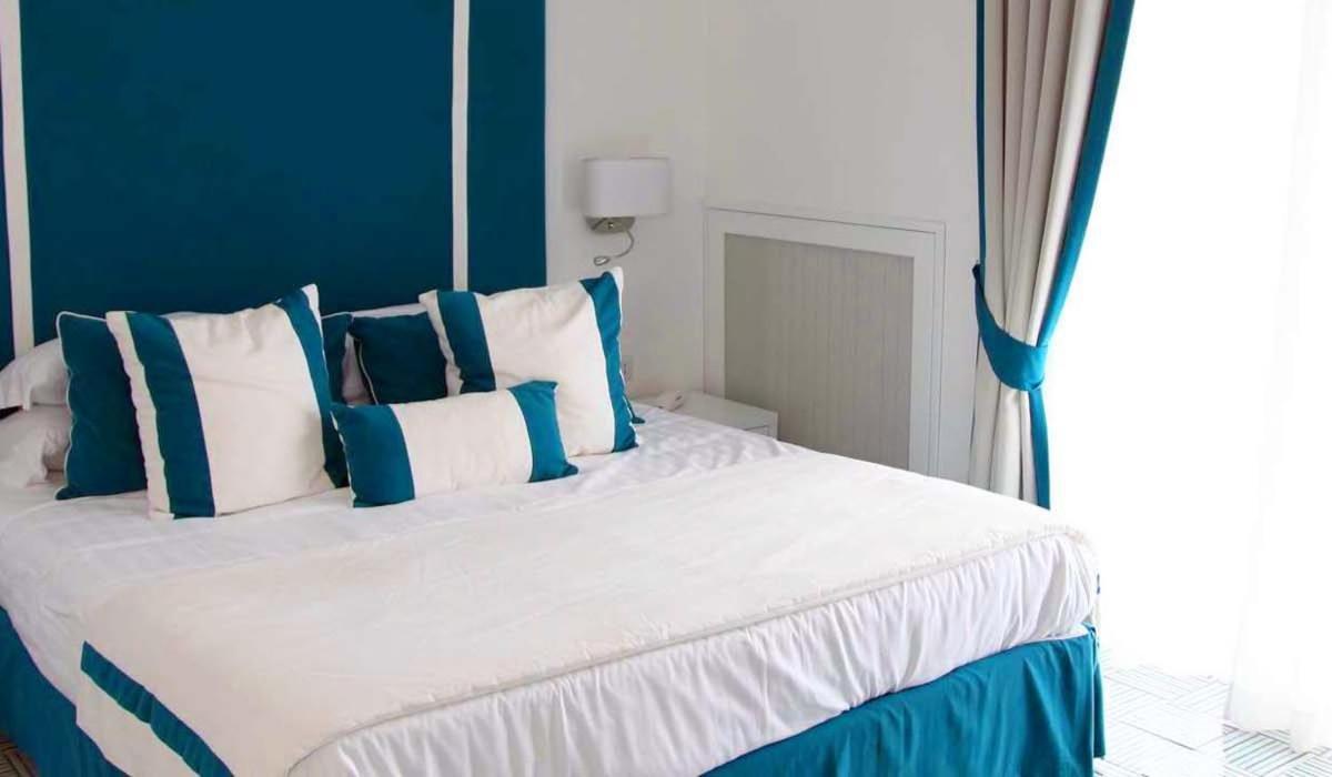 Hotel Bristol В'єтрі Екстер'єр фото