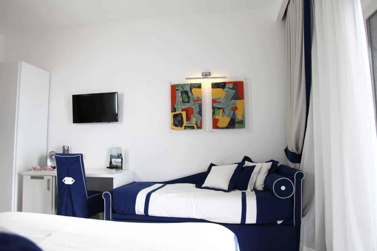 Hotel Bristol В'єтрі Екстер'єр фото