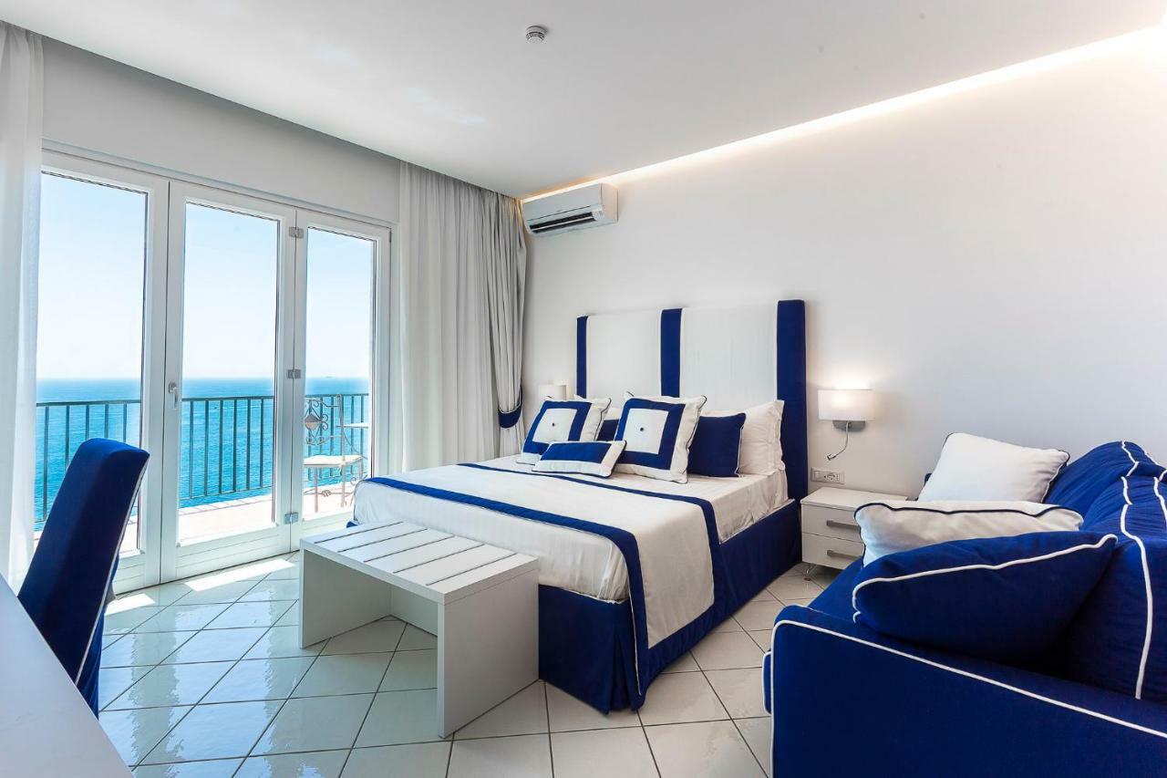 Hotel Bristol В'єтрі Екстер'єр фото